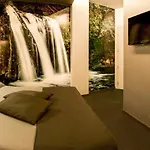 Pineta Eco - Private Parking 4*