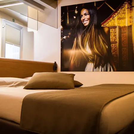 Отель Pineta Монсано