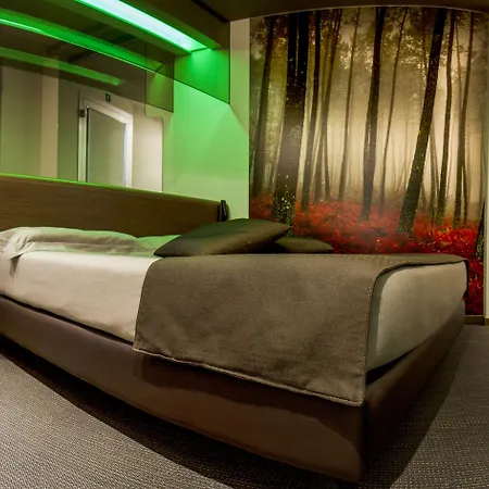 Отель Pineta Монсано