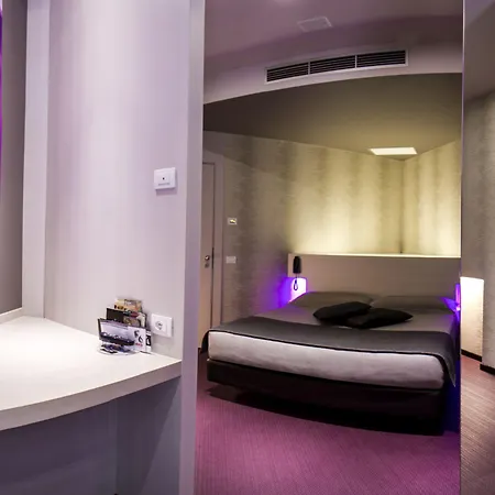 Pineta Eco - Private Parking 4* Monsano