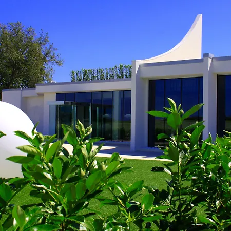 Отель Pineta 4*