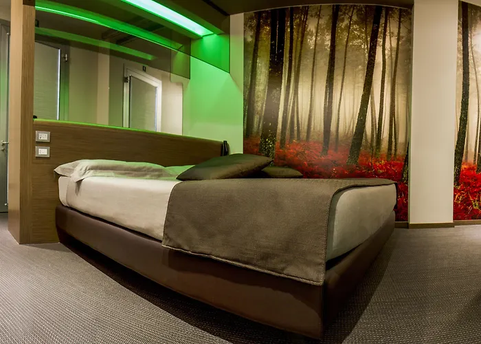 Hotel Pineta Eco - Private Parking Monsano